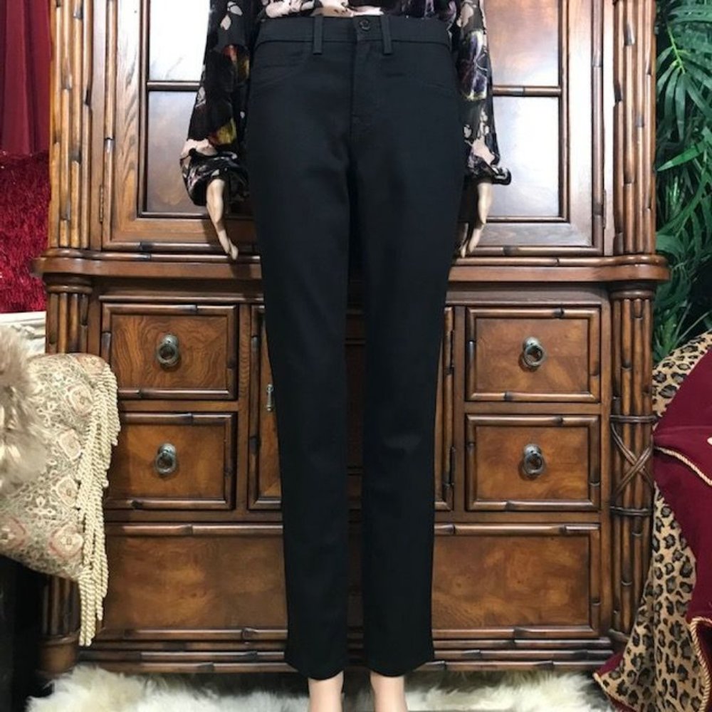 Jones New York Stretch Cotton Blend Black Rinse Slim Straight Leg Jean
